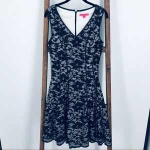 Betsey Johnson Black Lace Dress Sz 6